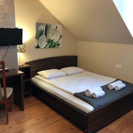 Appartement Sosnowy Dworek à Borków Extérieur photo