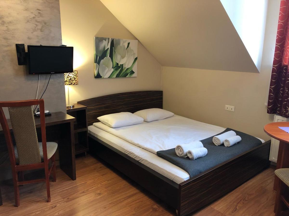 Appartement Sosnowy Dworek à Borków Extérieur photo